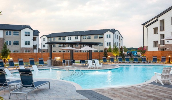 Sparkling Pool